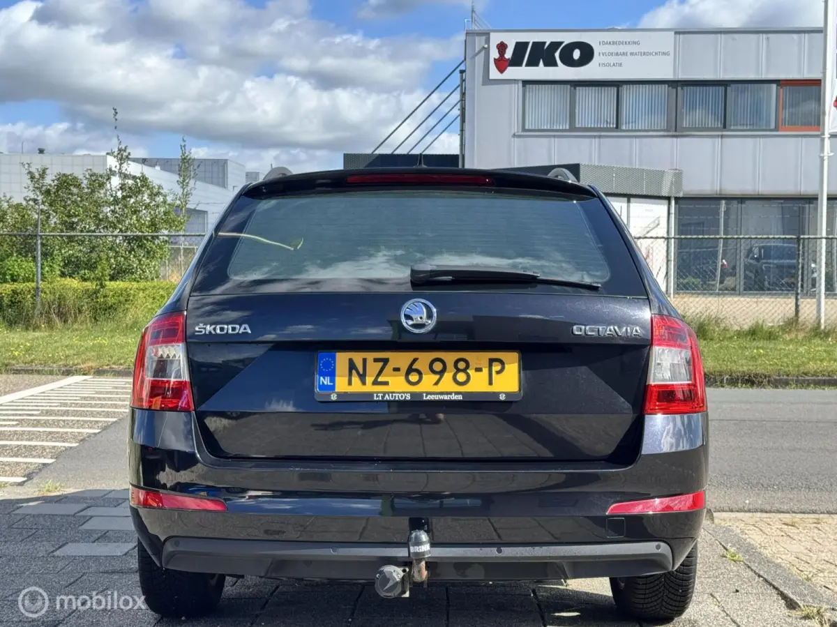 1.0 TSI Greentech Style Business|Navi