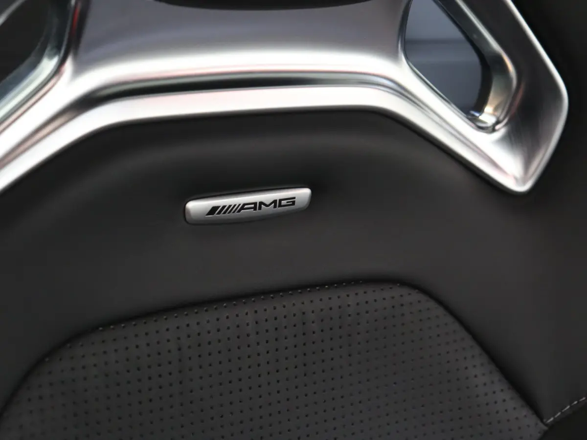 AMG 63 S Premium Plus Pack / Memory-Stoelen / Burmester / Panaroma-dak / AMG-Driverspakket / Trekhaak / AMG-Sportstoelen / Multibeam-Led / Stoelverwarming / 360Graden-Camera / Smartphone-Int
