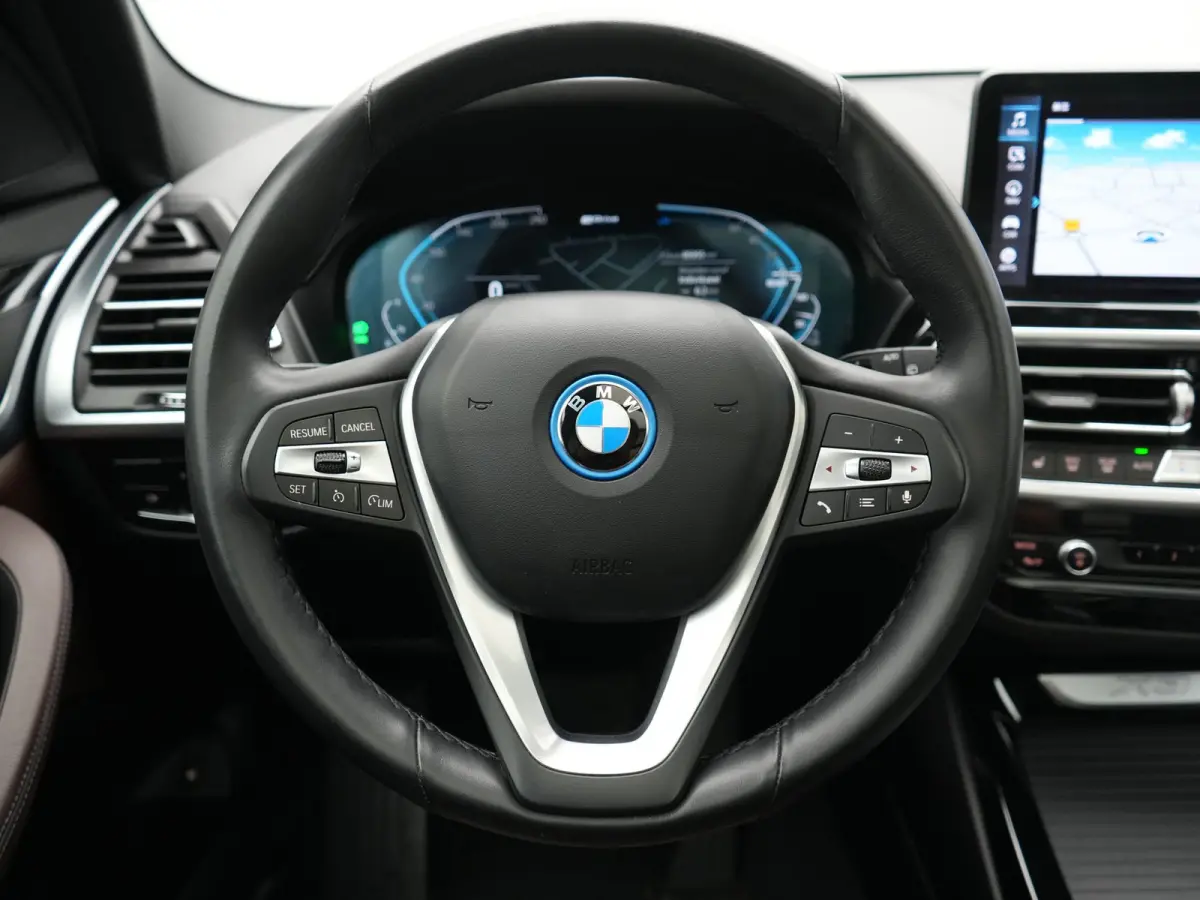 xDrive30e PHEV FACELIFT 293pk Dealer O.H | Trekhaak | Panodak | 360 Camera | Lederen Sportstoelen Verwarmd | Cruise Control | Apple Carplay | Virtual | Navigatie | DAB | 18"L.M | Plug In Hyb
