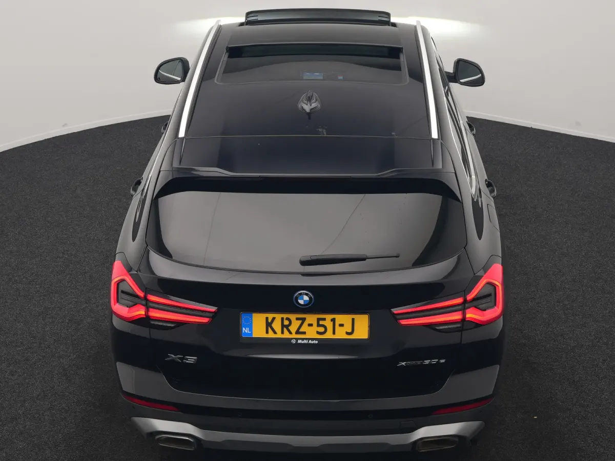 xDrive30e PHEV FACELIFT 293pk Dealer O.H | Trekhaak | Panodak | 360 Camera | Lederen Sportstoelen Verwarmd | Cruise Control | Apple Carplay | Virtual | Navigatie | DAB | 18"L.M | Plug In Hyb