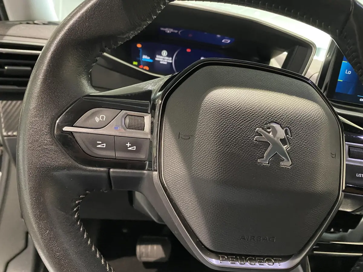 EV Allure Première 50 kWh STOELVERWARMING + CAMERA + ADAPTIEVE CRUISE CONTROL