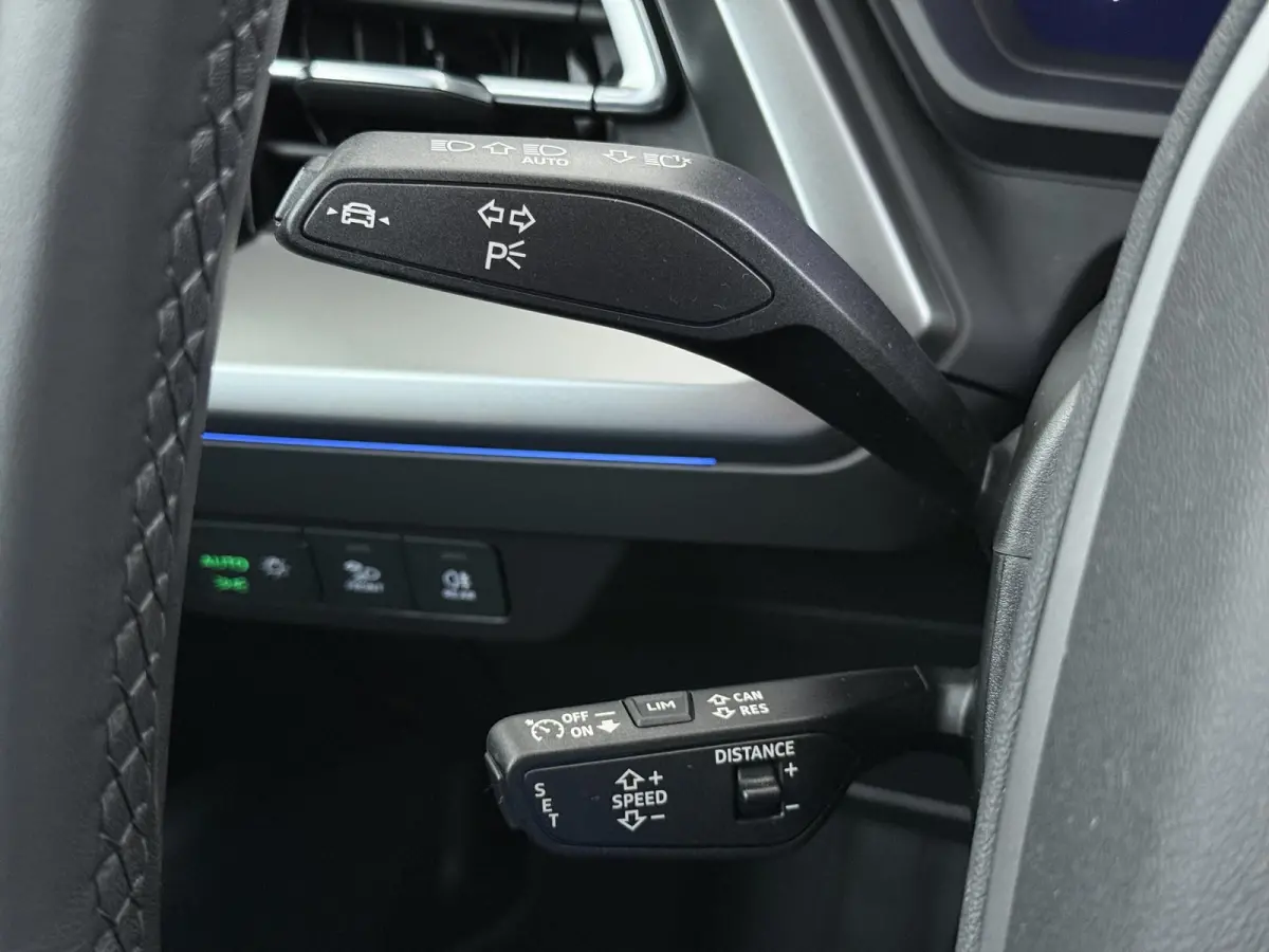 45 S Edition 82 kWh SOH 96% | S-Exterieur | ADAPT. CRUISE CONTROL | STOELVERWARMING | ELEK. ACHTERKLEP | ACHTERUIRIJCAMERA | RIJKLAAR + 12 MND BOVAG GARANTIE | RESTERENDE ACCU GARANTIE TOT E