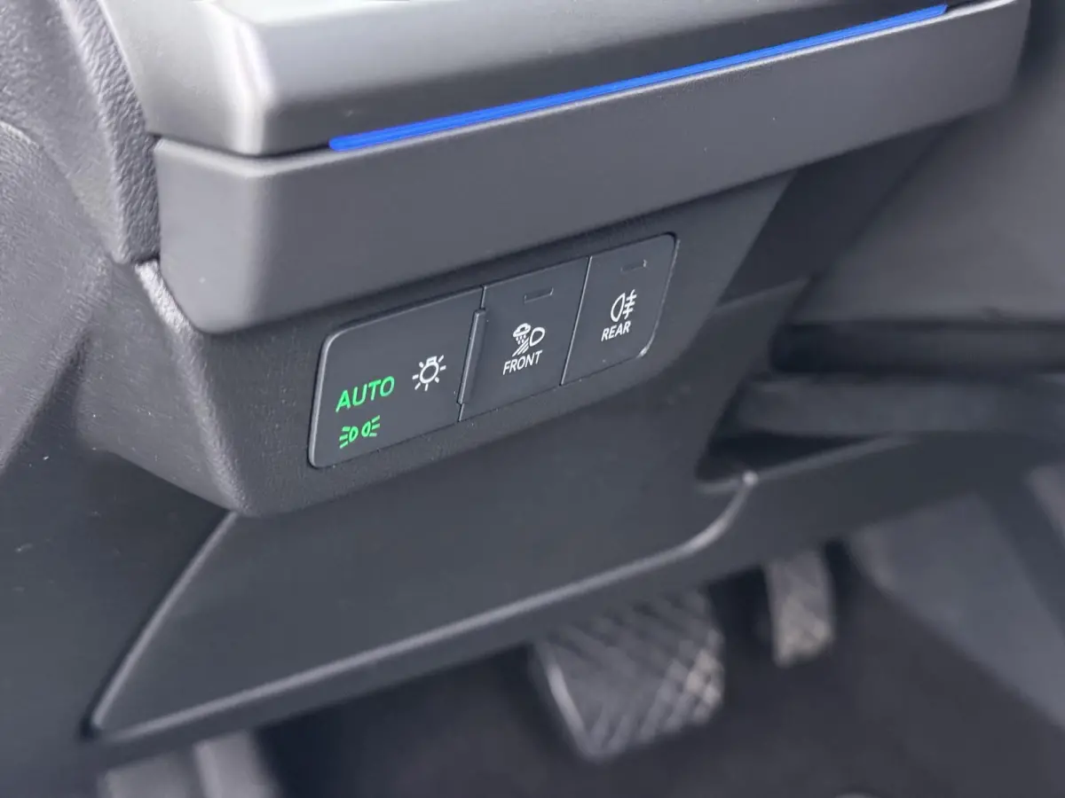 45 S Edition 82 kWh SOH 96% | S-Exterieur | ADAPT. CRUISE CONTROL | STOELVERWARMING | ELEK. ACHTERKLEP | ACHTERUIRIJCAMERA | RIJKLAAR + 12 MND BOVAG GARANTIE | RESTERENDE ACCU GARANTIE TOT E