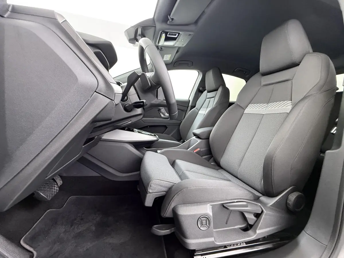 45 S Edition 82 kWh SOH 96% | S-Exterieur | ADAPT. CRUISE CONTROL | STOELVERWARMING | ELEK. ACHTERKLEP | ACHTERUIRIJCAMERA | RIJKLAAR + 12 MND BOVAG GARANTIE | RESTERENDE ACCU GARANTIE TOT E