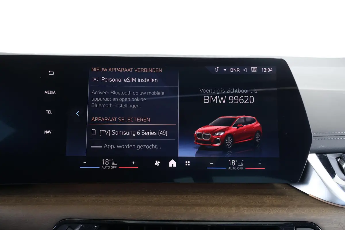 220i / M-Sport Pakket / Pano Dak / Elektr. Stoel / Stoelverwarming / Harman Kardon / Comforttoegang /