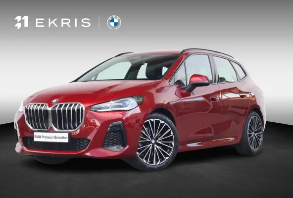 220i / M-Sport Pakket / Pano Dak / Elektr. Stoel / Stoelverwarming / Harman Kardon / Comforttoegang /