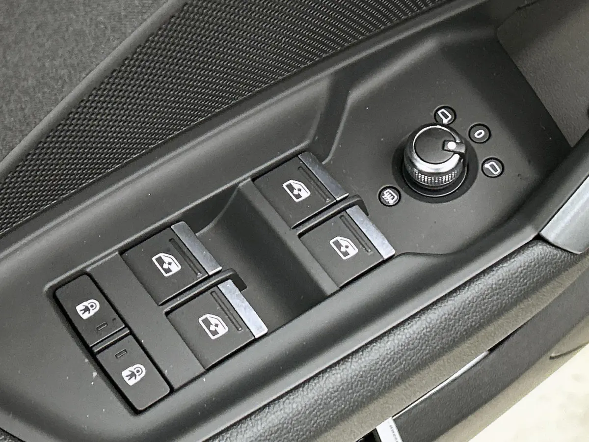 40 TFSI e Advanced Edition 204 PK | Automaat | Navigatie | Audi Drive Select | Ambiant Licht Pakket | LED Koplampen | Velgen 17'' | Apple Carplay/Android Auto | Stoelverwarming | Elektrische