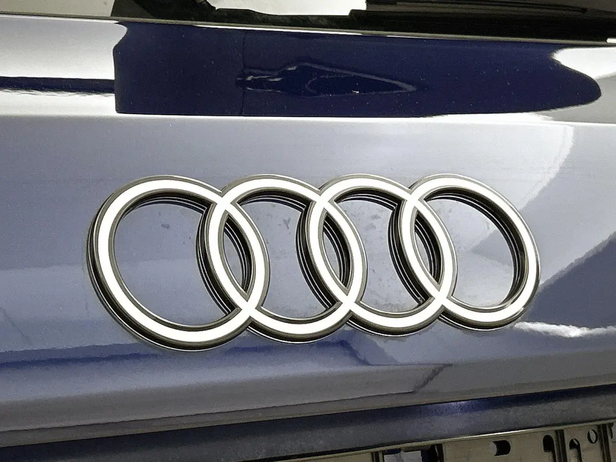 40 TFSI e Advanced Edition 204 PK | Automaat | Navigatie | Audi Drive Select | Ambiant Licht Pakket | LED Koplampen | Velgen 17'' | Apple Carplay/Android Auto | Stoelverwarming | Elektrische