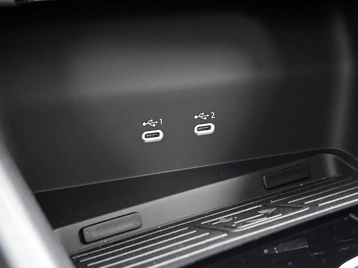 40 TFSI e Advanced Edition 204 PK | Automaat | Navigatie | Audi Drive Select | Ambiant Licht Pakket | LED Koplampen | Velgen 17'' | Apple Carplay/Android Auto | Stoelverwarming | Elektrische