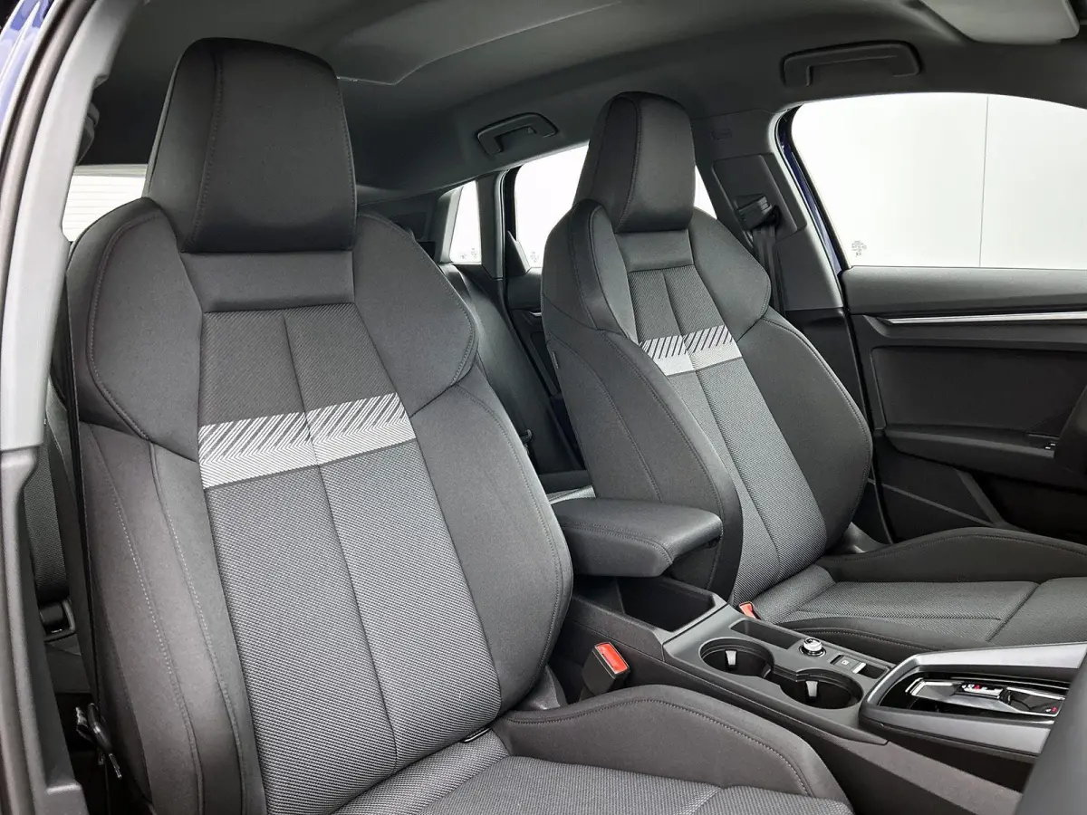 40 TFSI e Advanced Edition 204 PK | Automaat | Navigatie | Audi Drive Select | Ambiant Licht Pakket | LED Koplampen | Velgen 17'' | Apple Carplay/Android Auto | Stoelverwarming | Elektrische