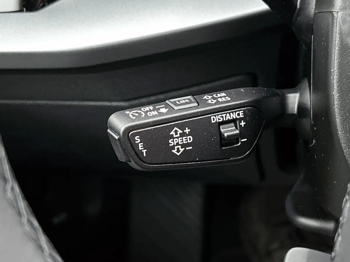 40 TFSI e Advanced Edition 204 PK | Automaat | Navigatie | Audi Drive Select | Ambiant Licht Pakket | LED Koplampen | Velgen 17'' | Apple Carplay/Android Auto | Stoelverwarming | Elektrische