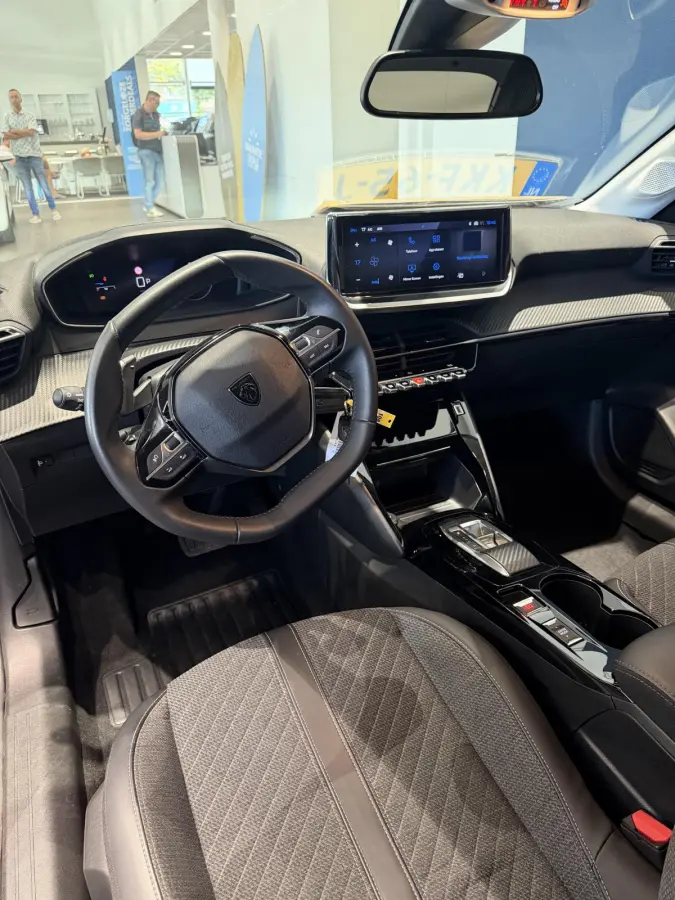 1.2 Hybrid 110 e-DCS6 Allure Cruise Control | Apple Carplay/Android Auto