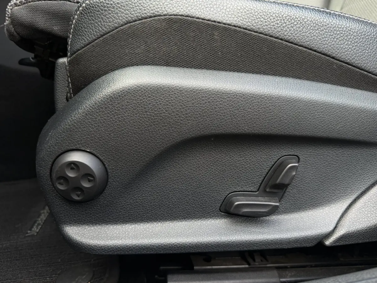 180 Sport Edition LED Navi Cruise