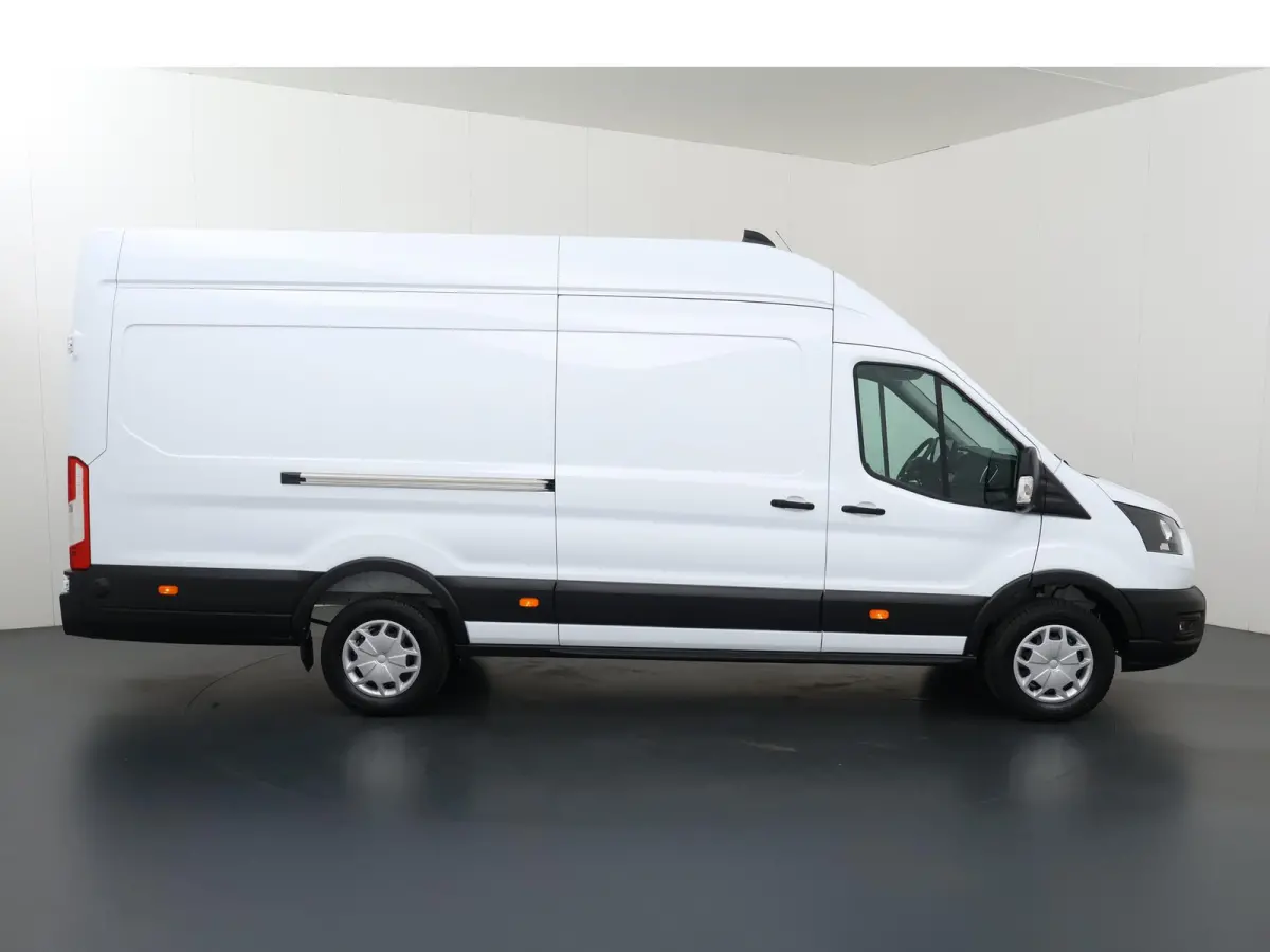 350 | 2.0 TDCI | L4 H3 | Trend | RDW 2-ZITS | NAVIGATIE | STOELVERWARMING | LAADRUIMTE PAKKET | TREKHAAK | PARKEERSENSOREN | CARPLAY | ANDROID AUTO | CRUISE CONTROL | AIRCO