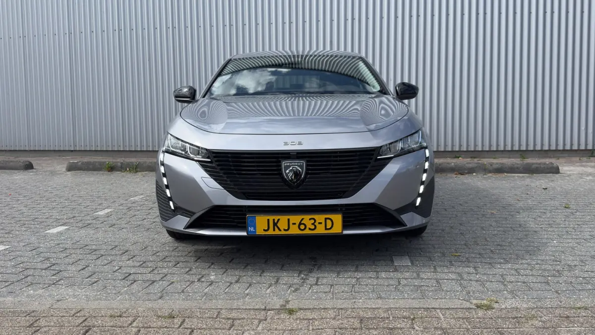 1.2 Hybrid 145 e-DCS6 Style | Afneembare trekhaak | Apple Carplay / Android Auto | Cruise Control | Navigatie | Automaat