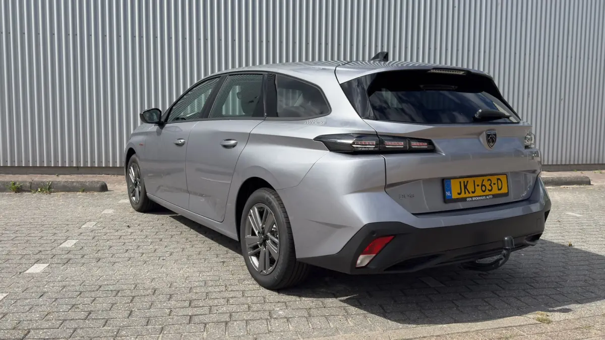 1.2 Hybrid 145 e-DCS6 Style | Afneembare trekhaak | Apple Carplay / Android Auto | Cruise Control | Navigatie | Automaat