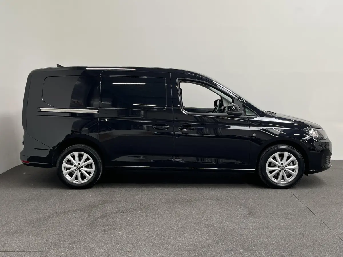 Maxi 2.0 TDI Style Automaat Automaat Camera Parkeersensoren Airco Bluetooth Cruise Control Carplay 2 Zits