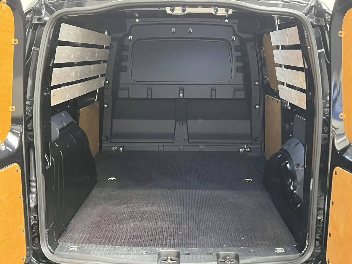 Maxi 2.0 TDI Style Automaat Automaat Camera Parkeersensoren Airco Bluetooth Cruise Control Carplay 2 Zits