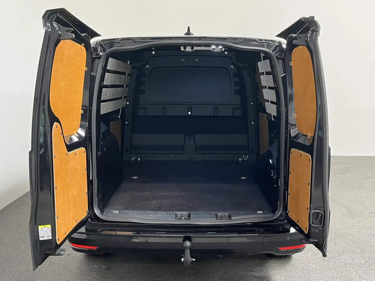 Maxi 2.0 TDI Style Automaat Automaat Camera Parkeersensoren Airco Bluetooth Cruise Control Carplay 2 Zits