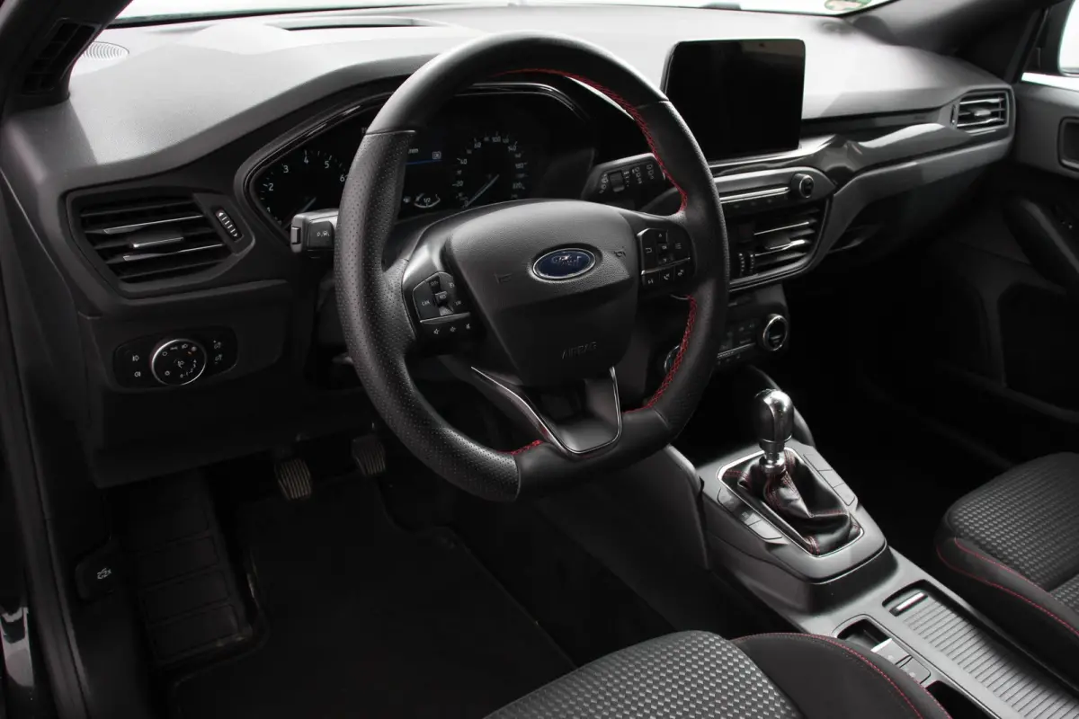 1.0 EcoBoost ST Line 125 Pk Navigatie Adaptive Cruise Control Trekhaak Head Up Display Privacy Glass Lane Assist