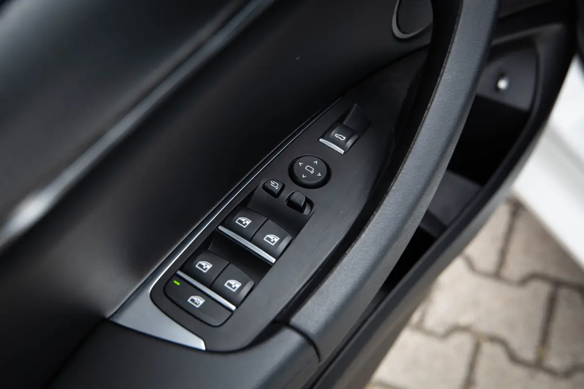 xDrive30e High Executive , M-Sport, Pano, Leder, Shadow Line, SOH 89%