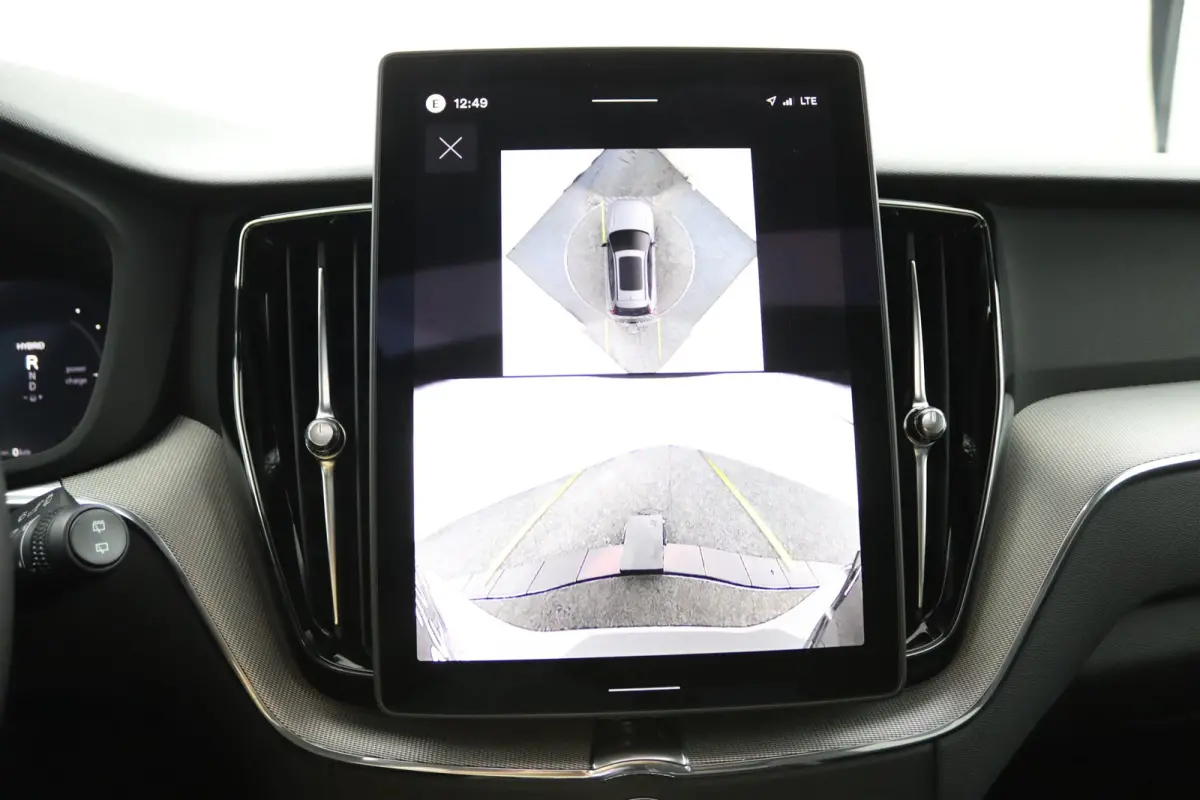 T6 Plus Black Edition AWD | Trekhaak | Panoramadak | Sporstoelen | Snel Leverbaar |
