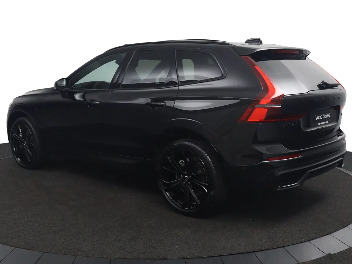 T6 Plus Black Edition AWD | Trekhaak | Panoramadak | Sporstoelen | Snel Leverbaar |