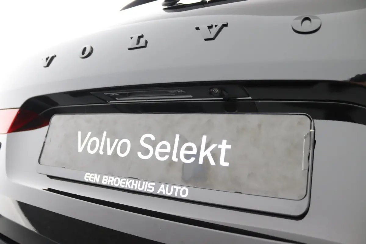 T6 Plus Black Edition AWD | Trekhaak | Panoramadak | Sporstoelen | Snel Leverbaar |