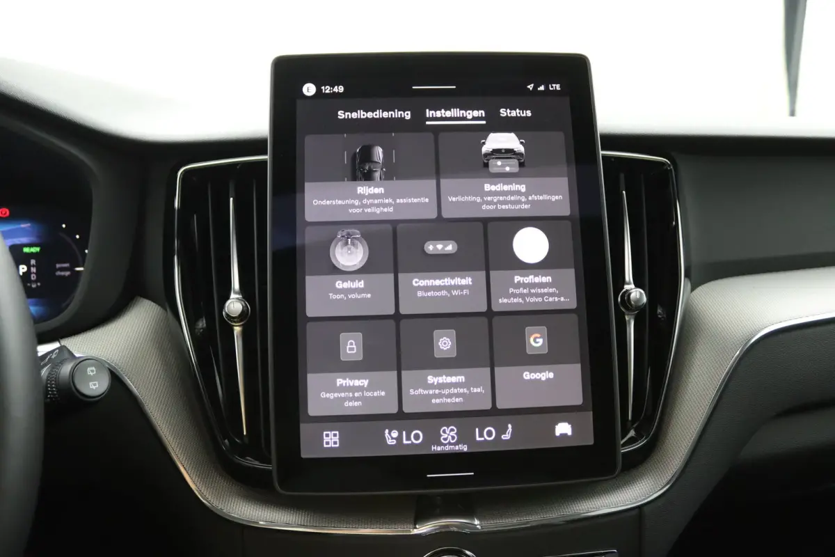 T6 Plus Black Edition AWD | Trekhaak | Panoramadak | Sporstoelen | Snel Leverbaar |