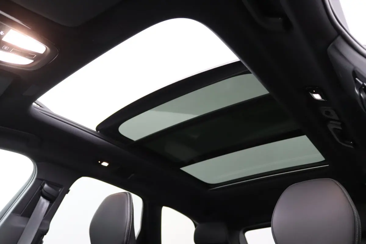 T6 Plus Black Edition AWD | Trekhaak | Panoramadak | Sporstoelen | Snel Leverbaar |