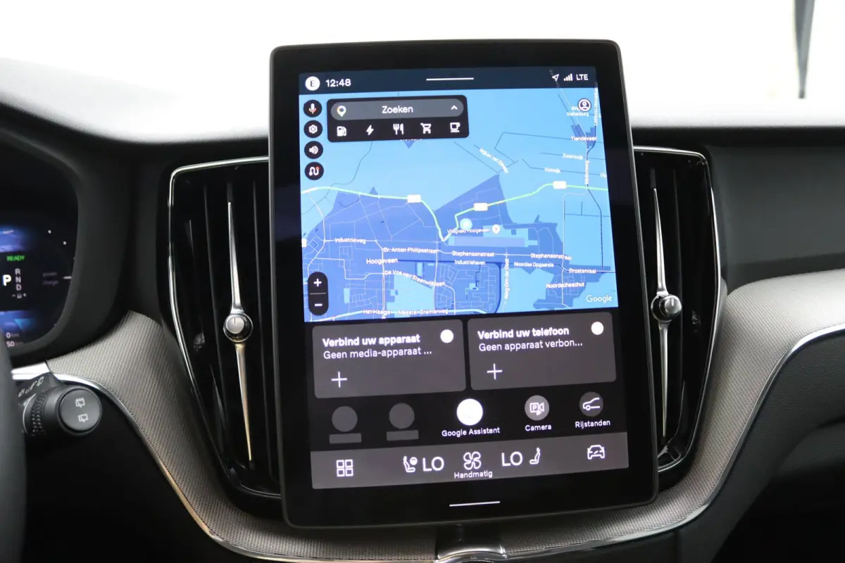 T6 Plus Black Edition AWD | Trekhaak | Panoramadak | Sporstoelen | Snel Leverbaar |