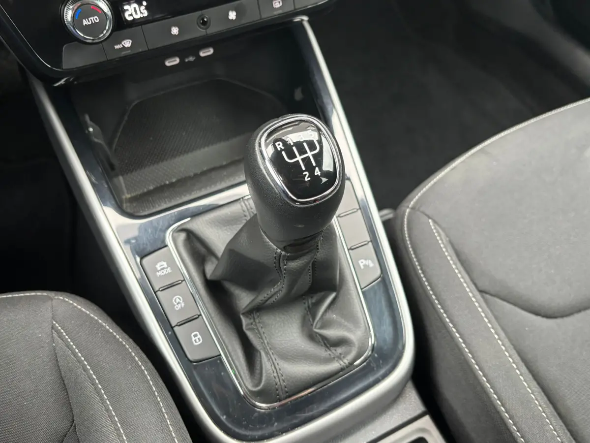 1.0 TSI 95 pk Selection | Airco | Apple Carplay | LED |