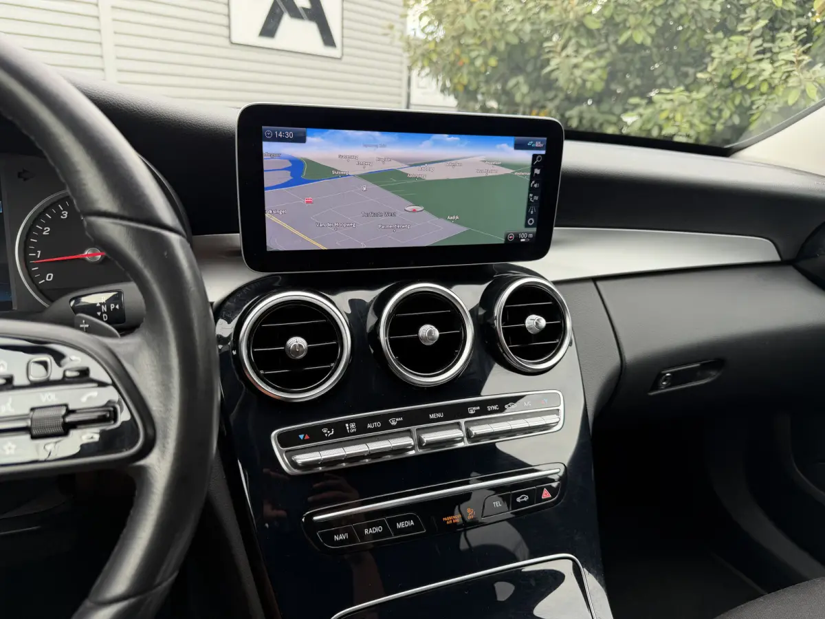 C160 Solution Navi|Camera|LED|Trekhaak Zwart