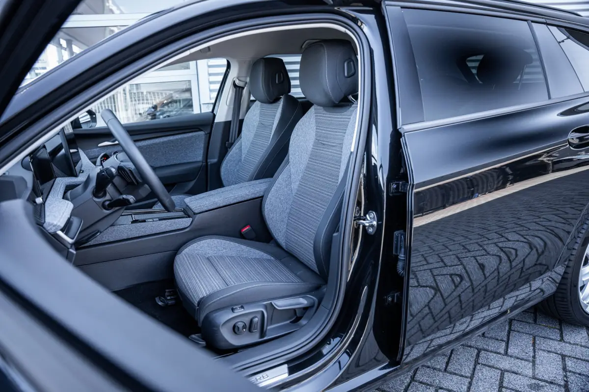 1.5 TSI PHEV Business Edition | Achteruitrijcamera | Apple Carplay/Android Auto|telefoonintegratie premium