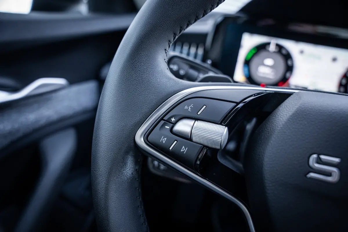 1.5 TSI PHEV Business Edition | Achteruitrijcamera | Apple Carplay/Android Auto|telefoonintegratie premium