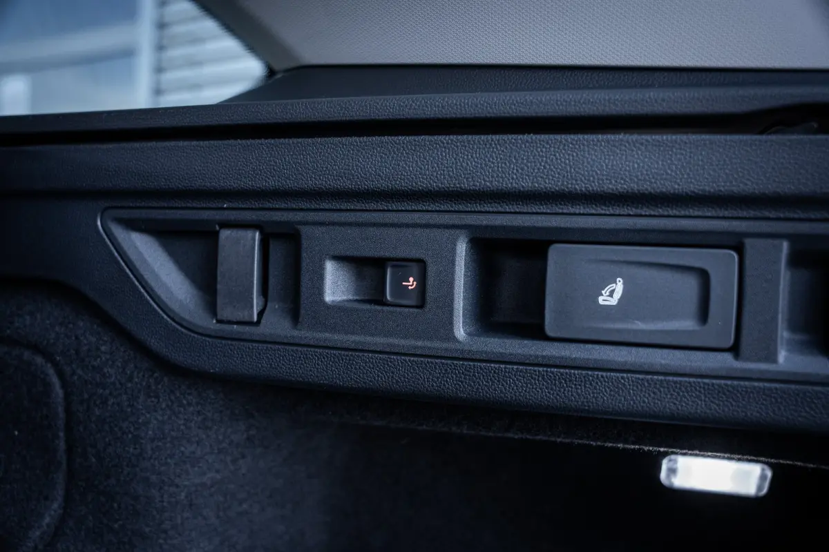 1.5 TSI PHEV Business Edition | Achteruitrijcamera | Apple Carplay/Android Auto|telefoonintegratie premium