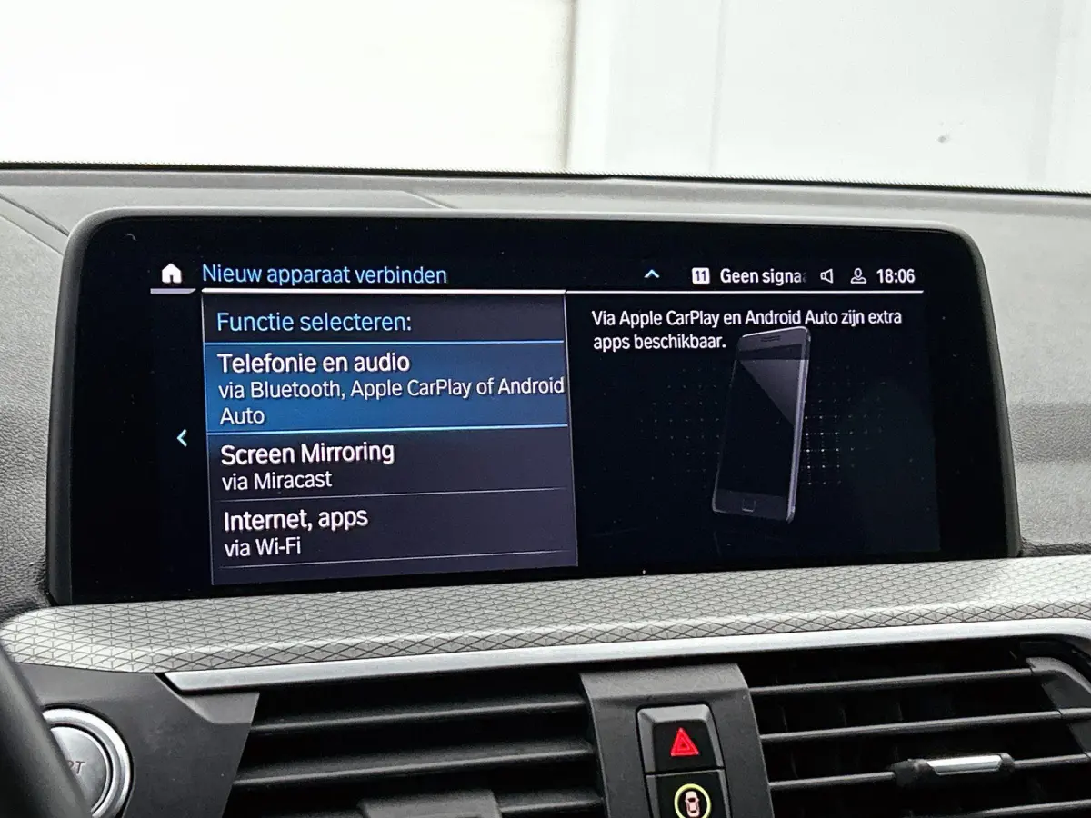 xDrive30e Executive M-Sport | SPORTSTOELEN | CAMERA | NAVIGATIE | STOELVERWARMING | DIGITAAL COCKPIT | HALF LEDEREN BEKLEDING