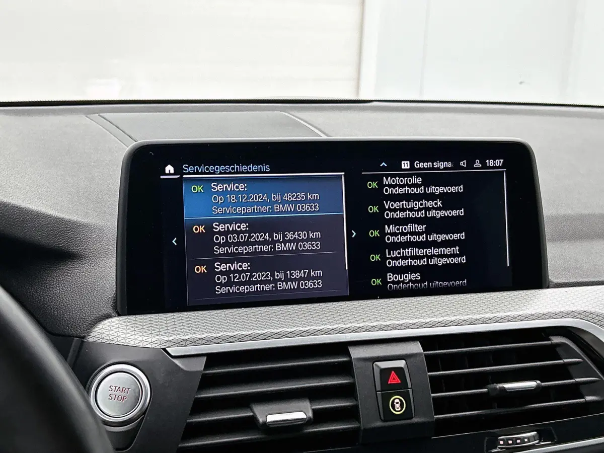 xDrive30e Executive M-Sport | SPORTSTOELEN | CAMERA | NAVIGATIE | STOELVERWARMING | DIGITAAL COCKPIT | HALF LEDEREN BEKLEDING