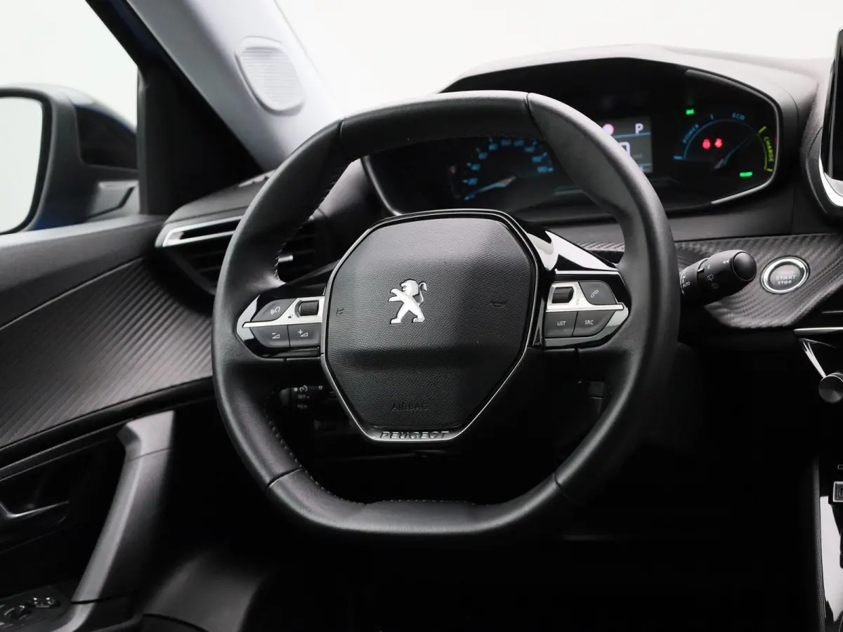 e-2008 Active | NAVIGATIE | KLIMAATREGELING | CRUISE CONTROL