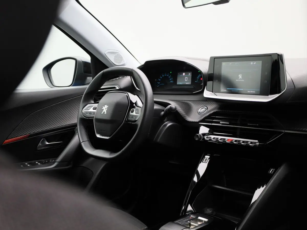 e-2008 Active | NAVIGATIE | KLIMAATREGELING | CRUISE CONTROL