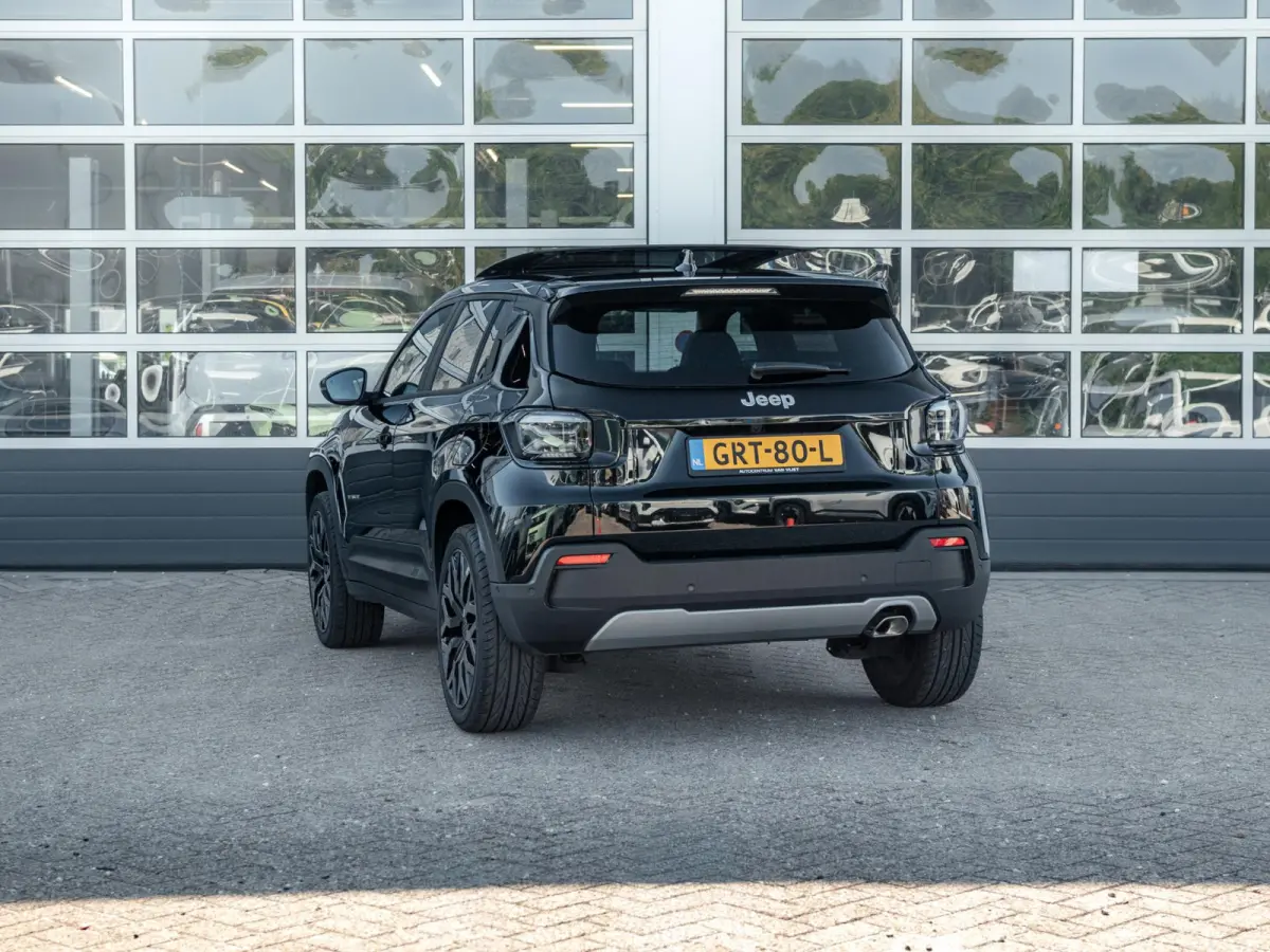 1.2 e-Hybrid Summit | Infotainment Pack | Schuif/Kanteldak | Leder&Winter Pack | 19" Brute velgen