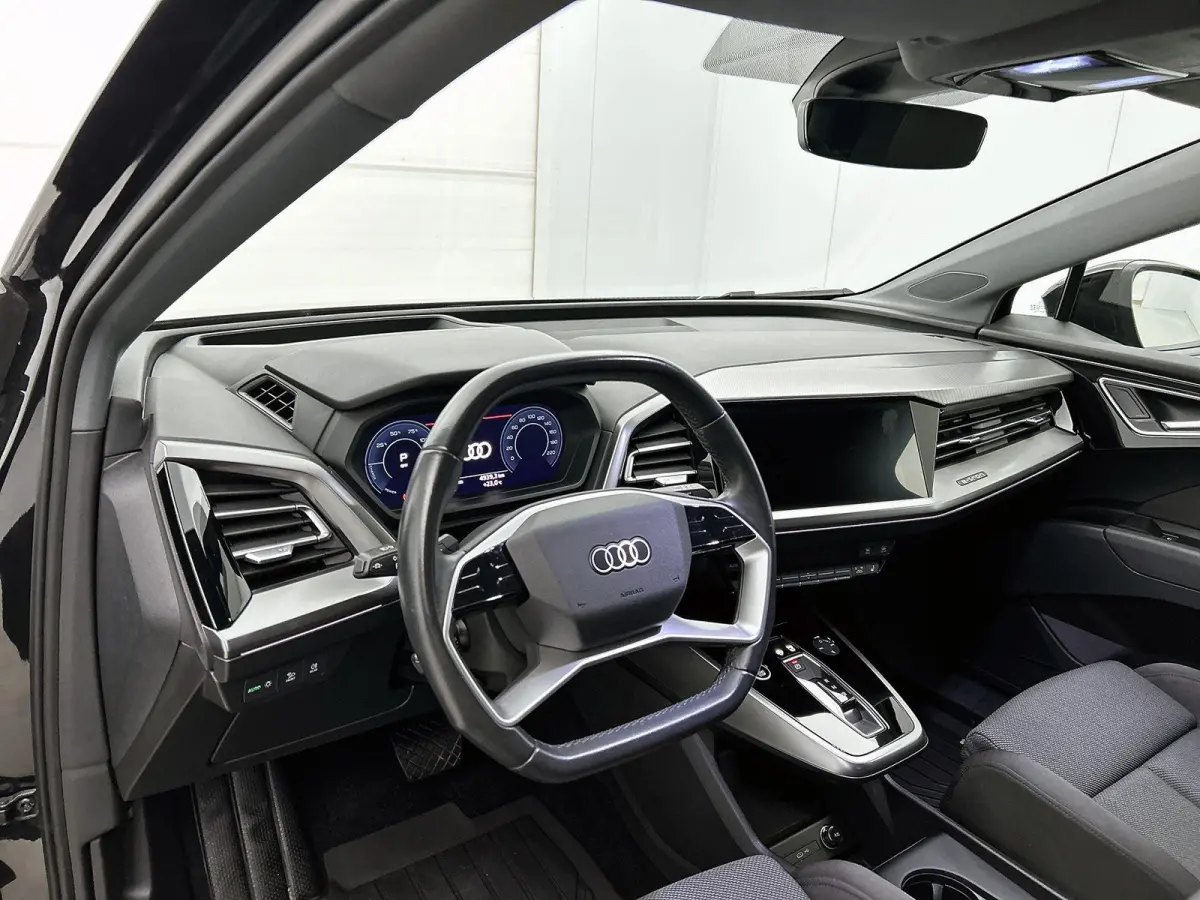 50 quattro S edition 77 kWh PHEV | 90% SOH | Achteruitrij Camera | Parkeersensoren Voor en Achter | Stoelverwarming |