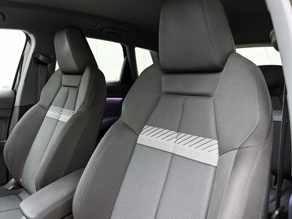 50 quattro S edition 77 kWh PHEV | 90% SOH | Achteruitrij Camera | Parkeersensoren Voor en Achter | Stoelverwarming |