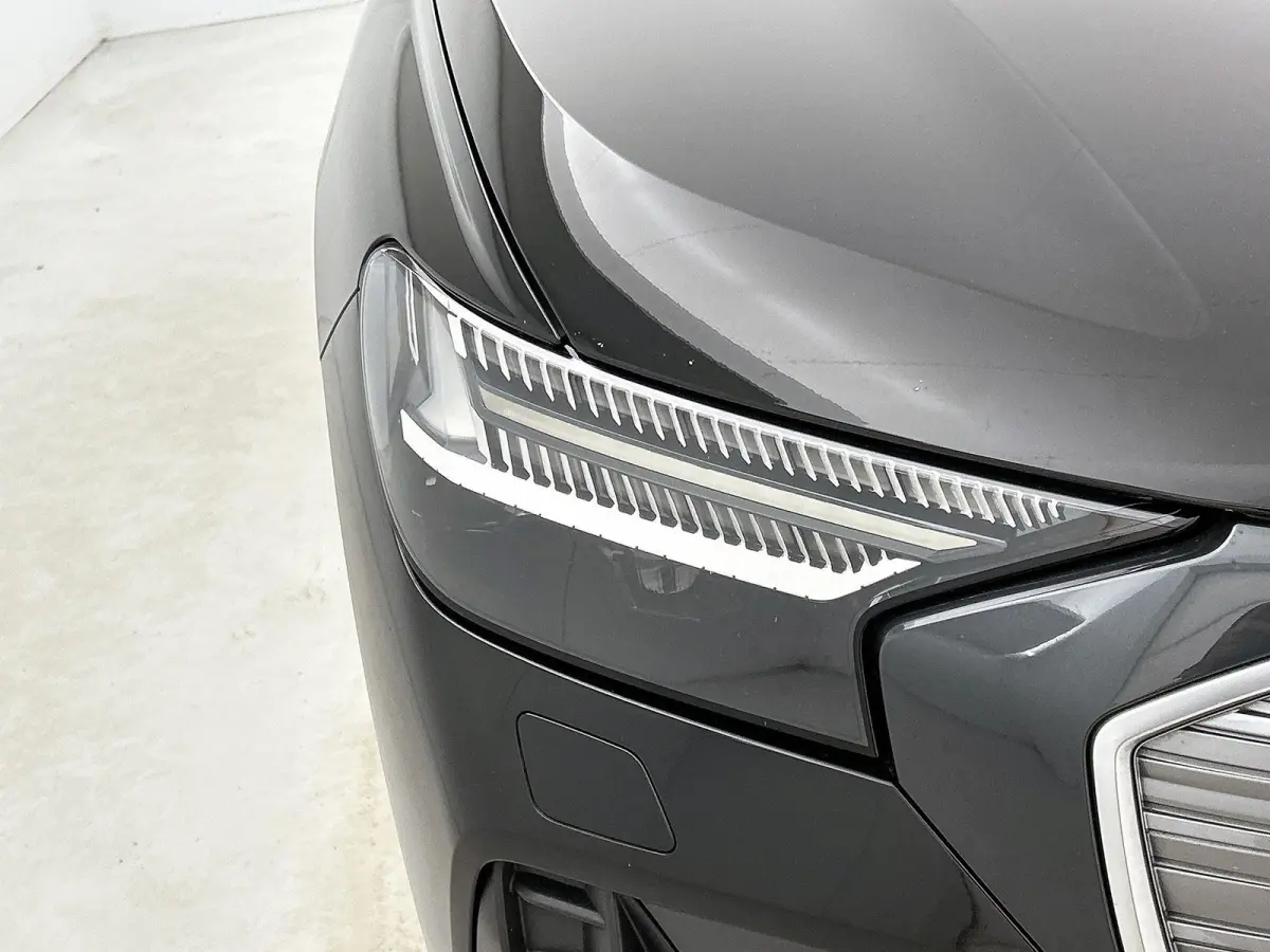 50 quattro S edition 77 kWh PHEV | 90% SOH | Achteruitrij Camera | Parkeersensoren Voor en Achter | Stoelverwarming |