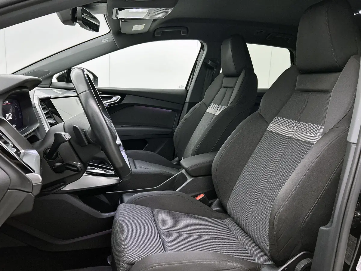 50 quattro S edition 77 kWh PHEV | 90% SOH | Achteruitrij Camera | Parkeersensoren Voor en Achter | Stoelverwarming |