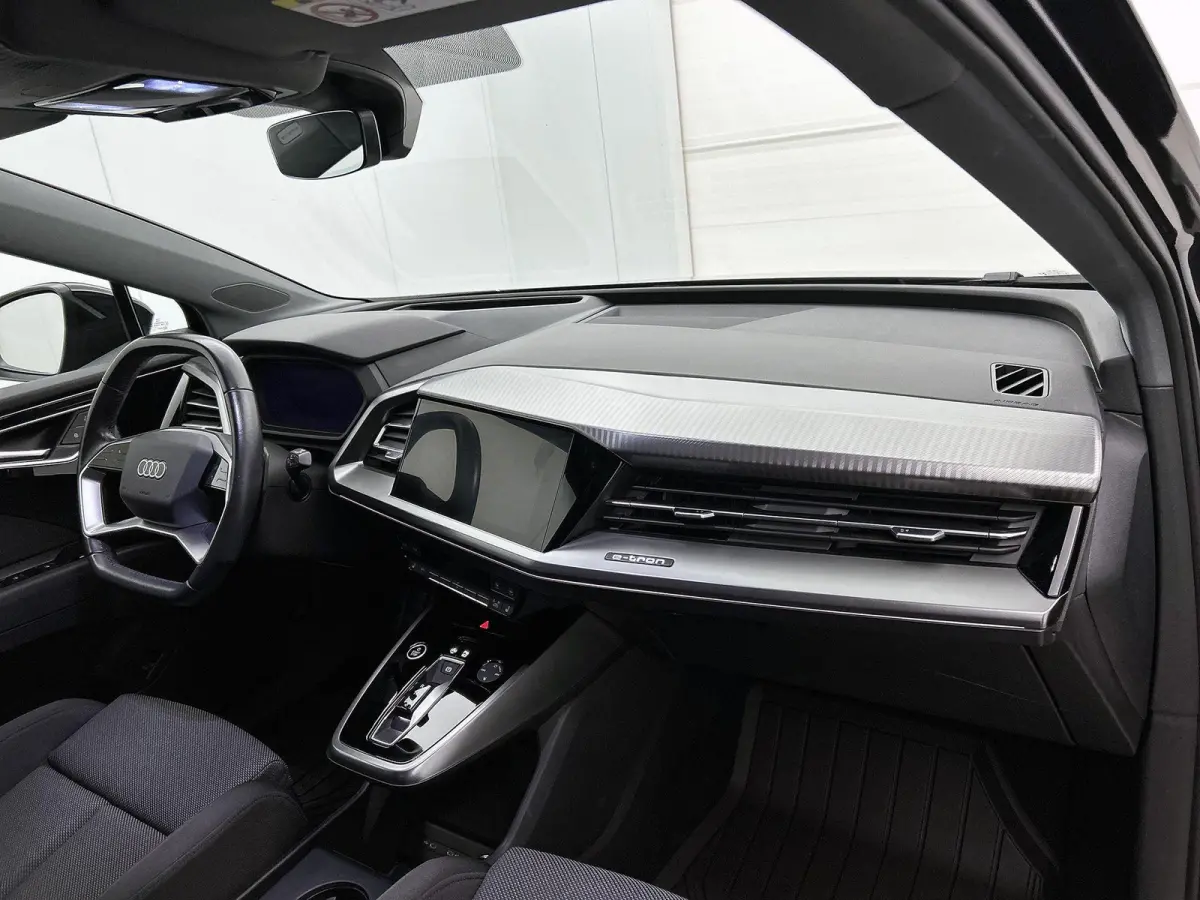 50 quattro S edition 77 kWh PHEV | 90% SOH | Achteruitrij Camera | Parkeersensoren Voor en Achter | Stoelverwarming |