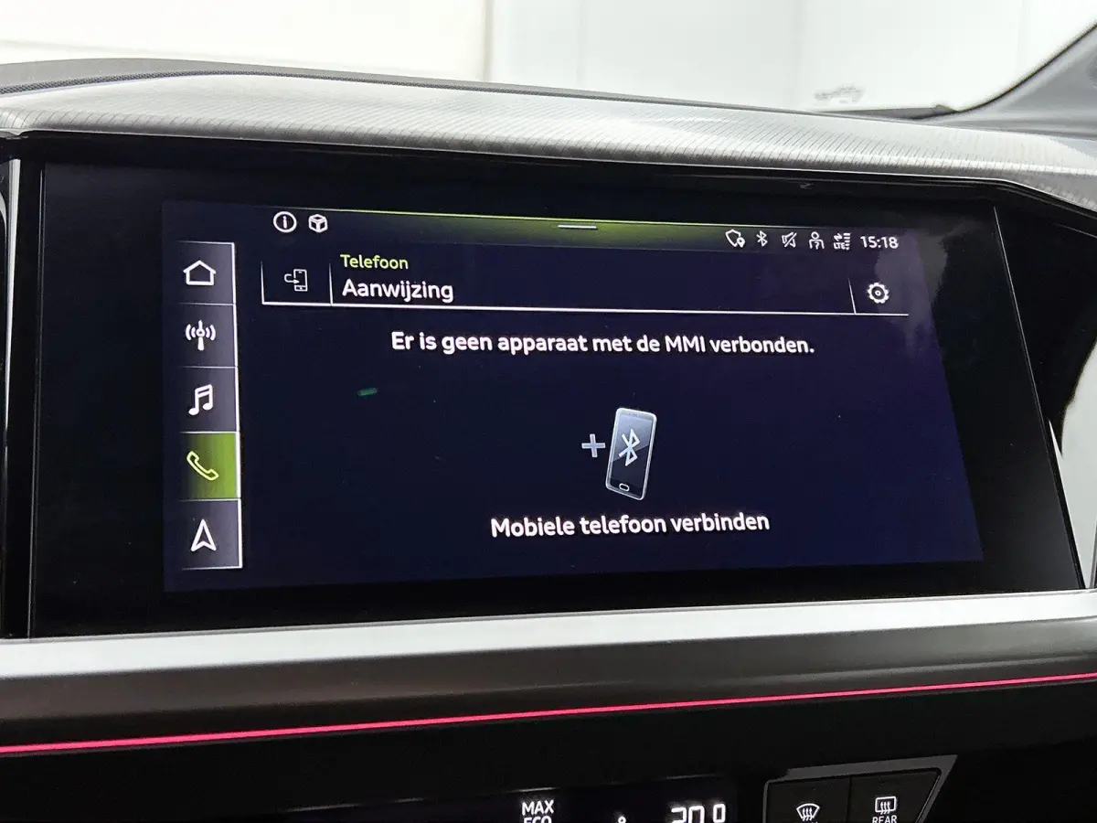 50 quattro S edition 77 kWh PHEV | 90% SOH | Achteruitrij Camera | Parkeersensoren Voor en Achter | Stoelverwarming |