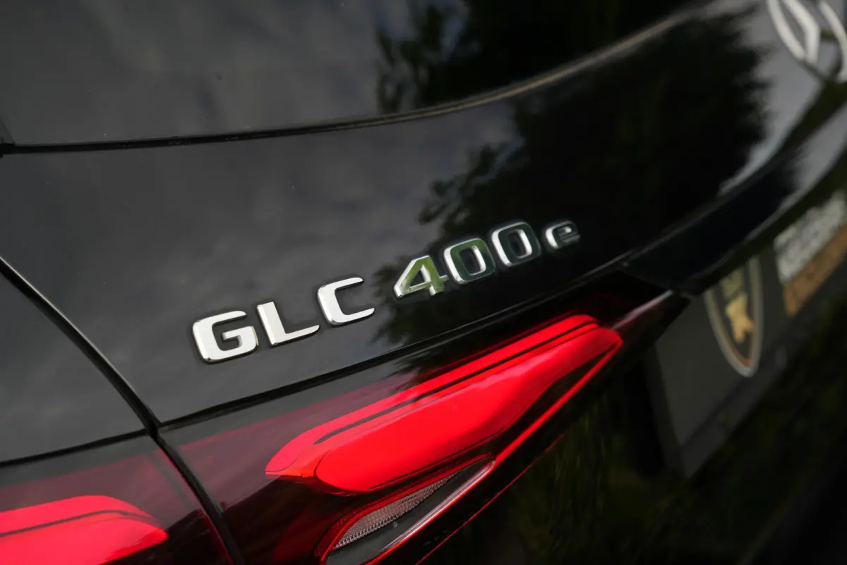 400e 4MATIC AMG Line Panoramadak Burmester HeadUp Keyless Leer