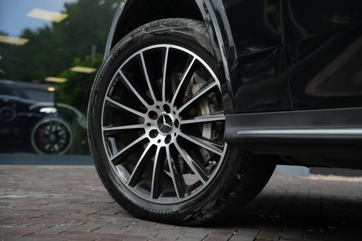 400e 4MATIC AMG Line Panoramadak Burmester HeadUp Keyless Leer