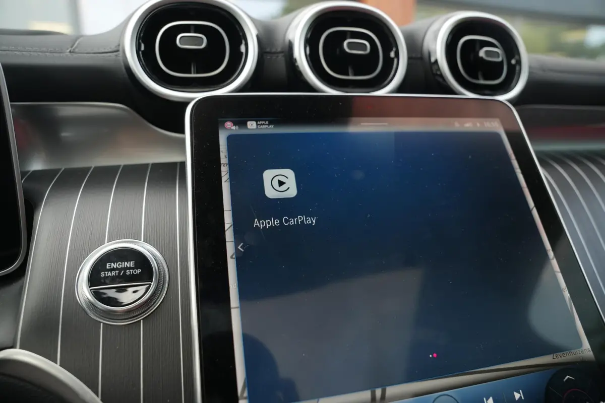 400e 4MATIC AMG Line Panoramadak Burmester HeadUp Keyless Leer